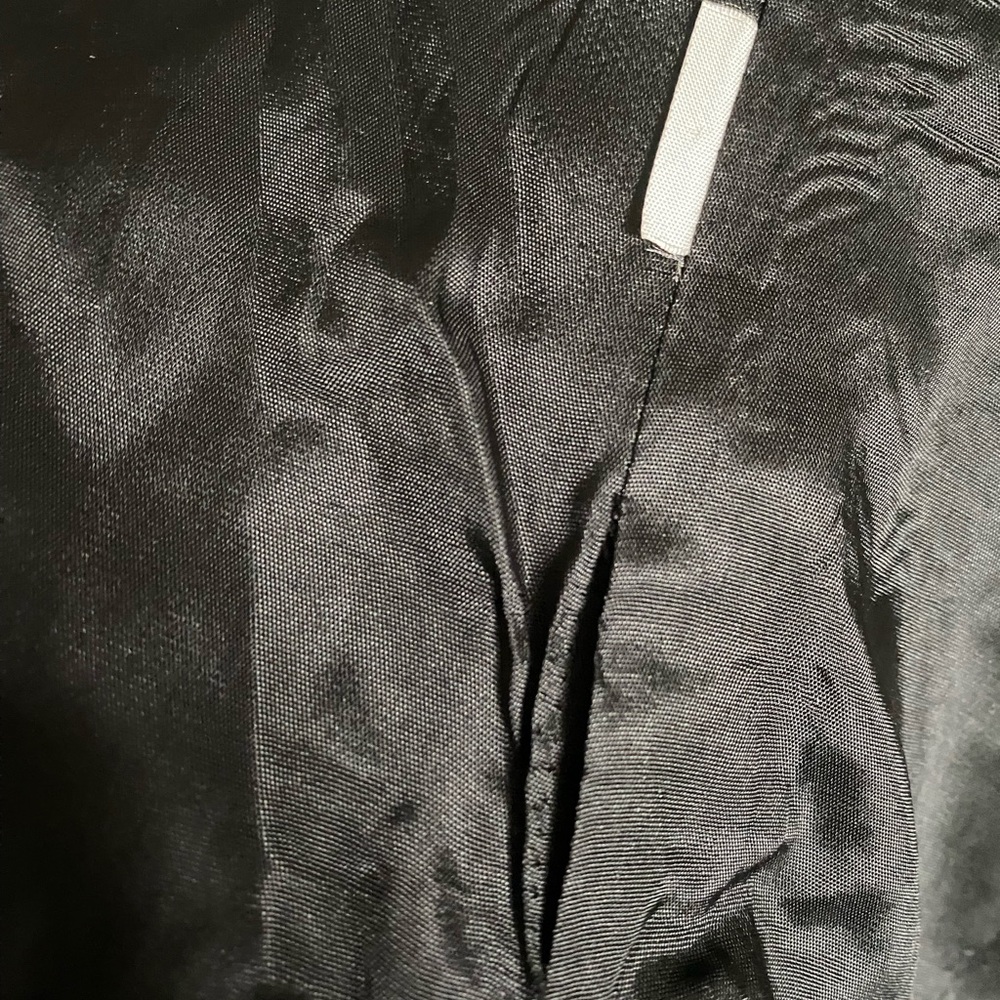 Black Button-Up Vest - Picture 6 of 6